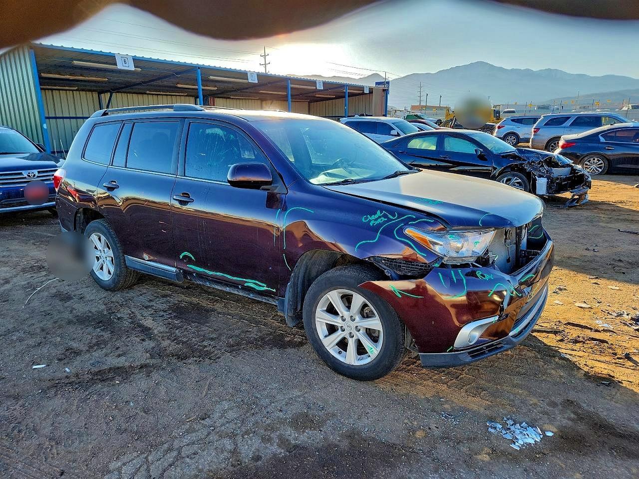 2011 TOYOTA HIGHLANDER