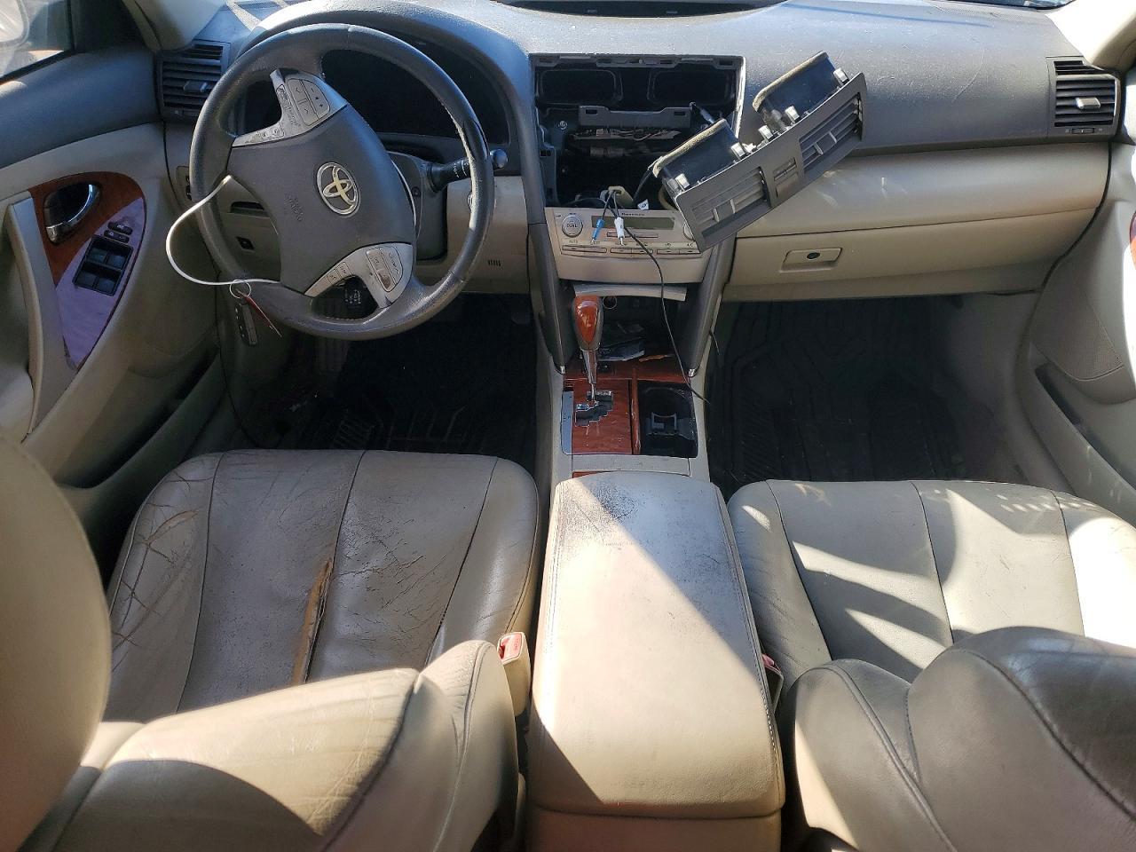 2011 TOYOTA CAMRY