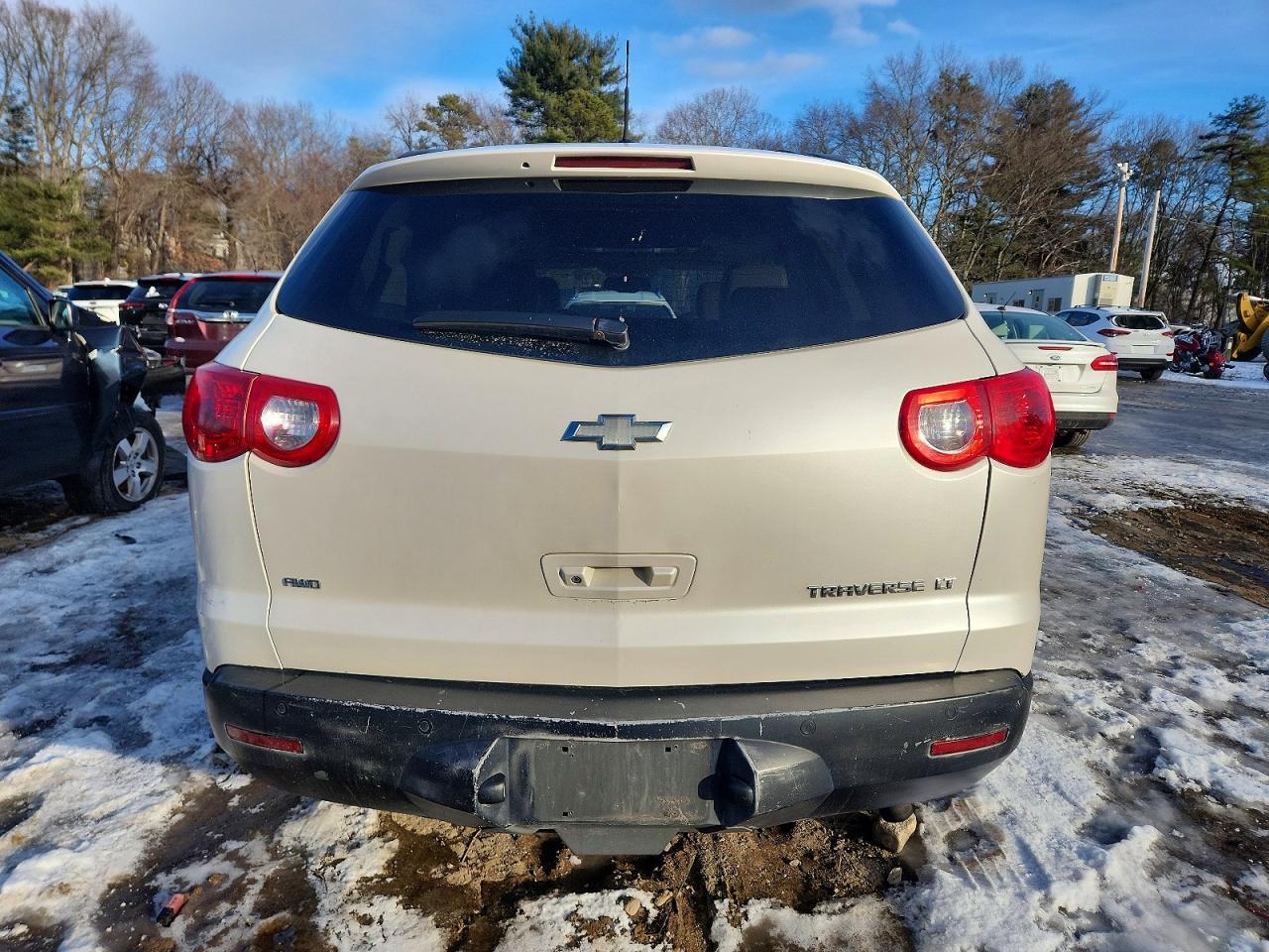 2011 CHEVROLET TRAVERSE