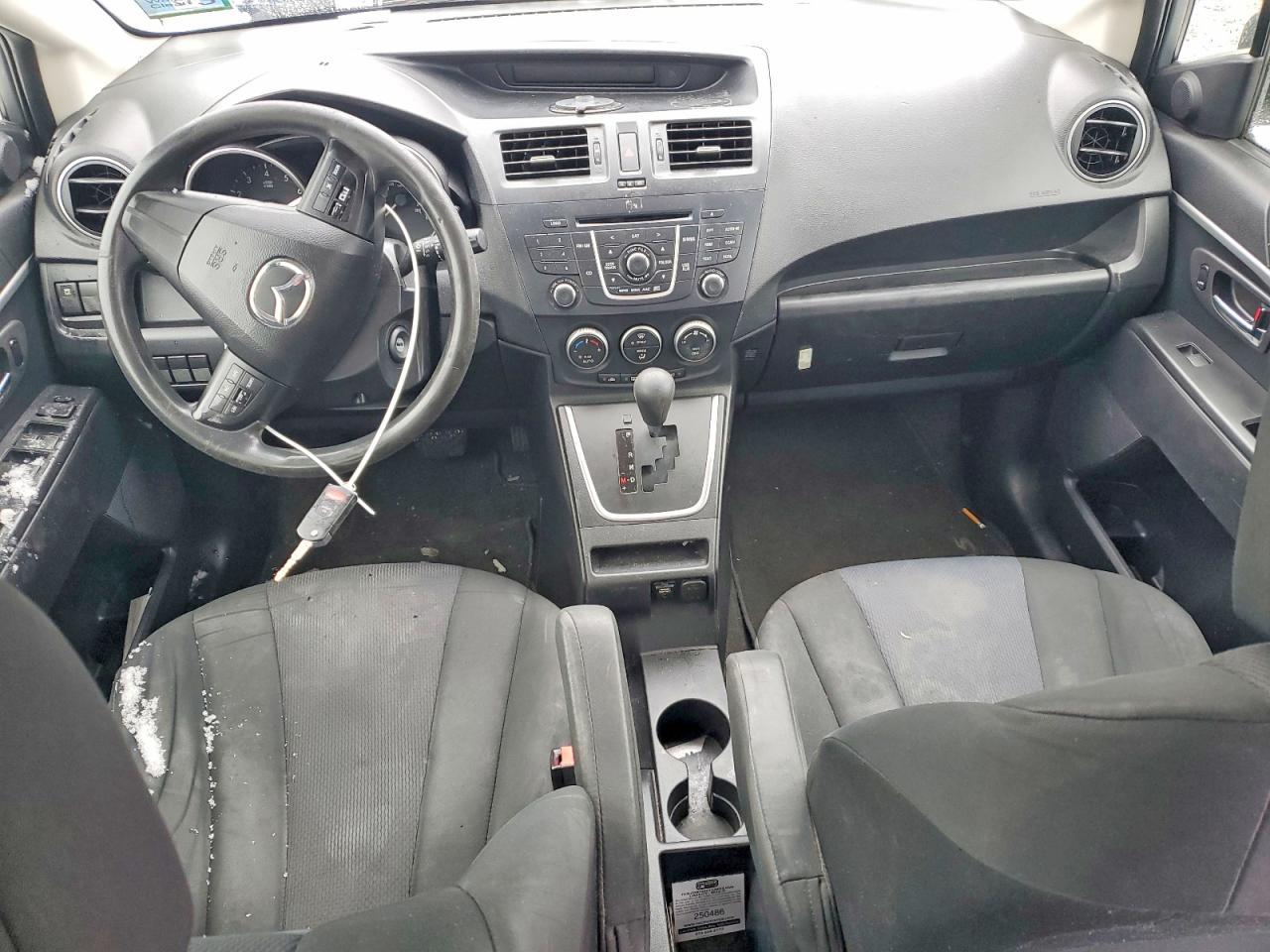 2013 MAZDA 5
