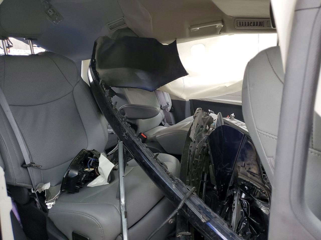 2023 TOYOTA SIENNA