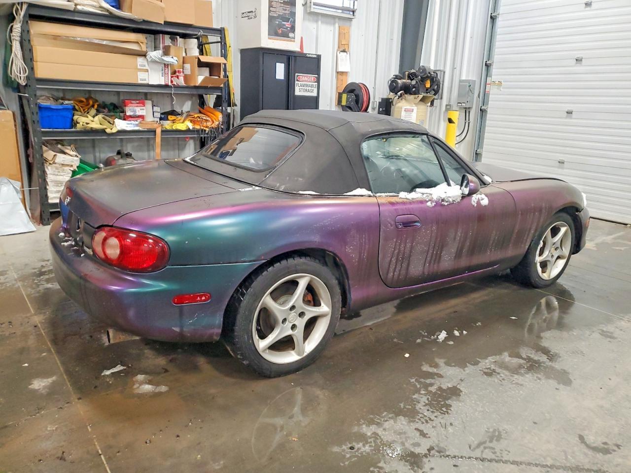 2003 MAZDA MX-5 Miata