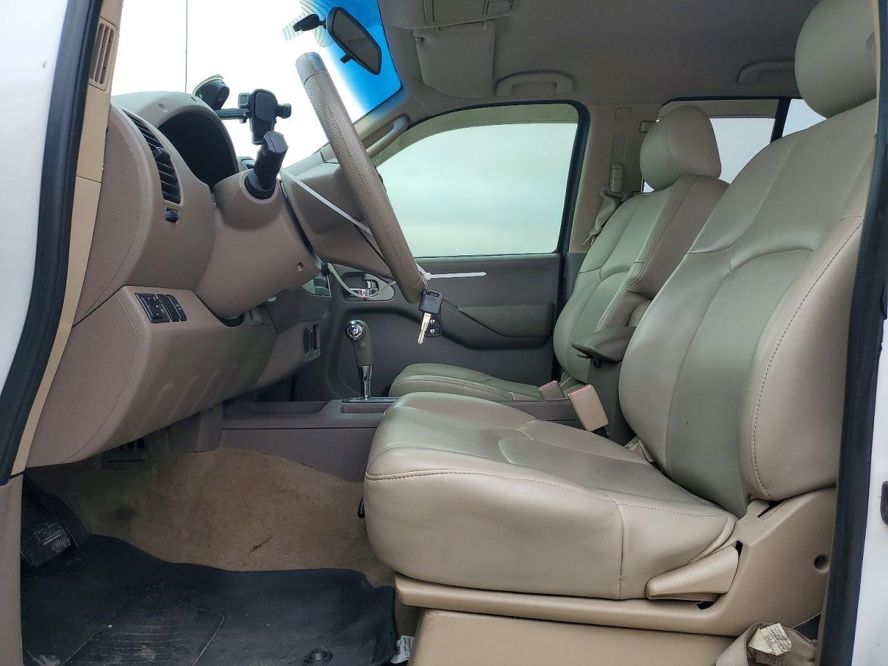 2009 NISSAN Frontier