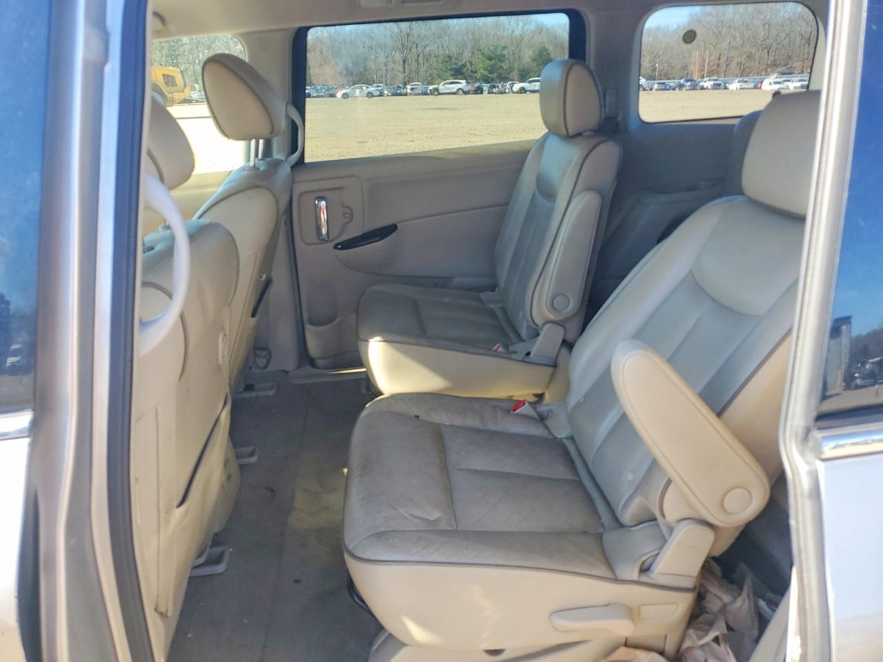 2013 NISSAN Quest