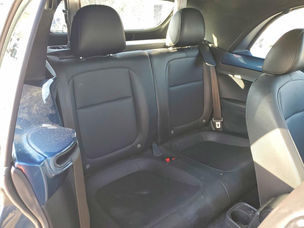 2019 VOLKSWAGEN Beetle