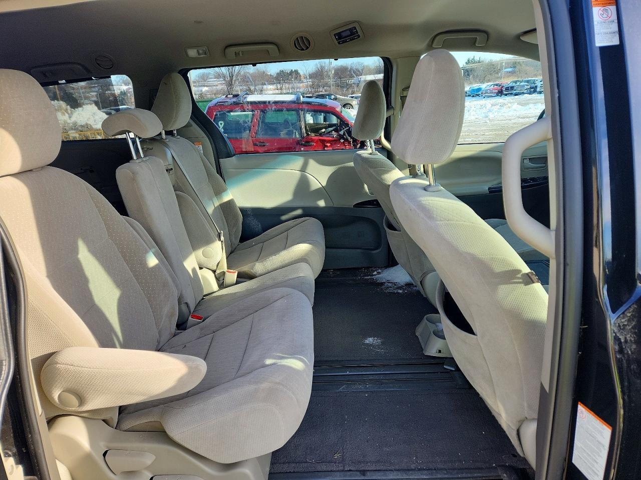 2017 TOYOTA SIENNA