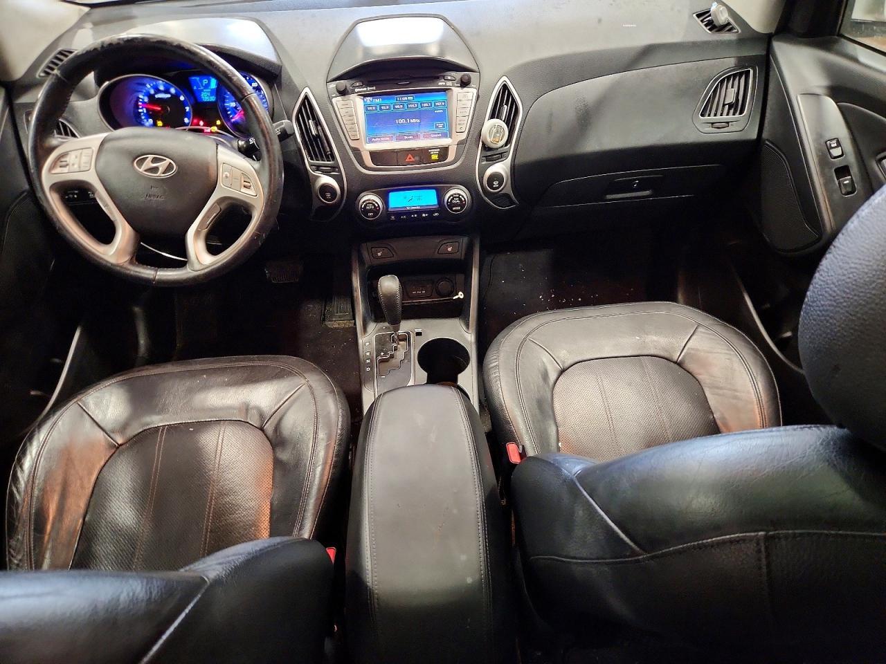 2010 HYUNDAI TUCSON