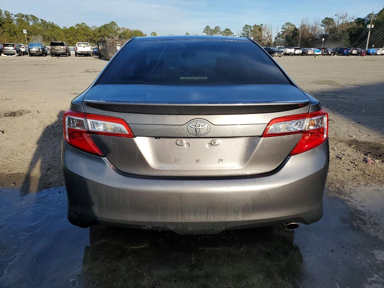 2014 TOYOTA CAMRY