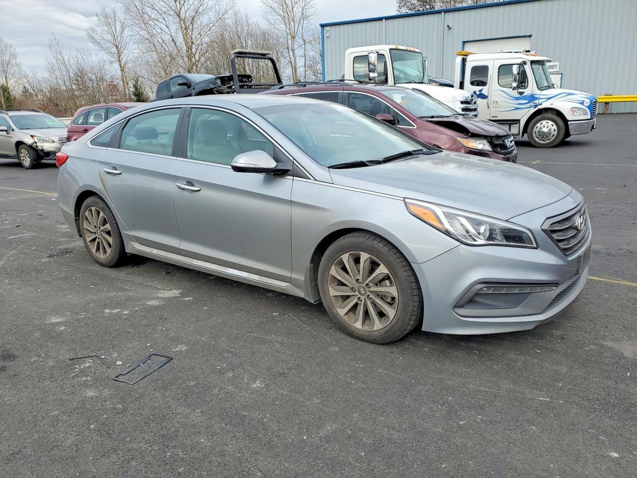 2015 HYUNDAI SONATA