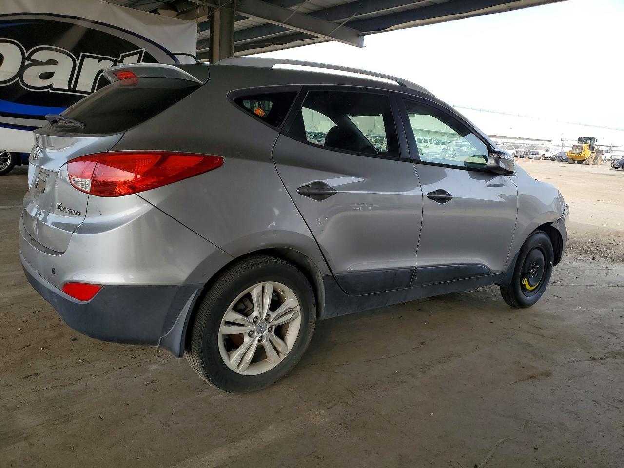 2012 HYUNDAI TUCSON
