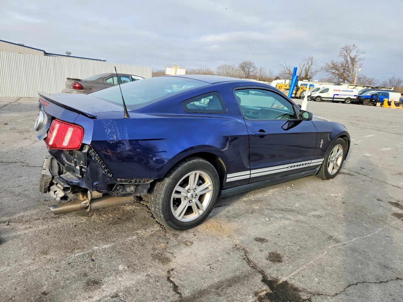2010 FORD MUSTANG
