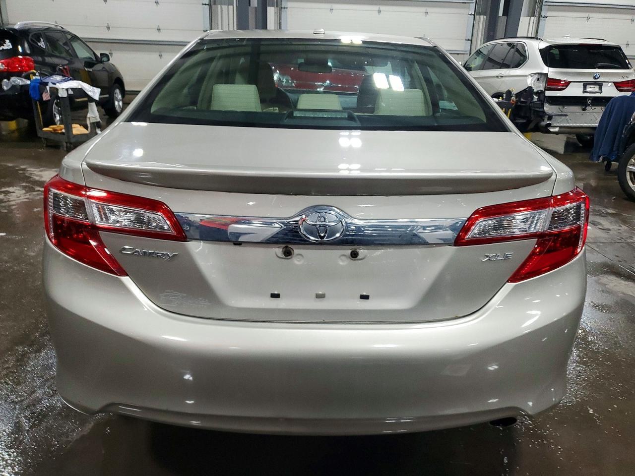 2013 TOYOTA CAMRY