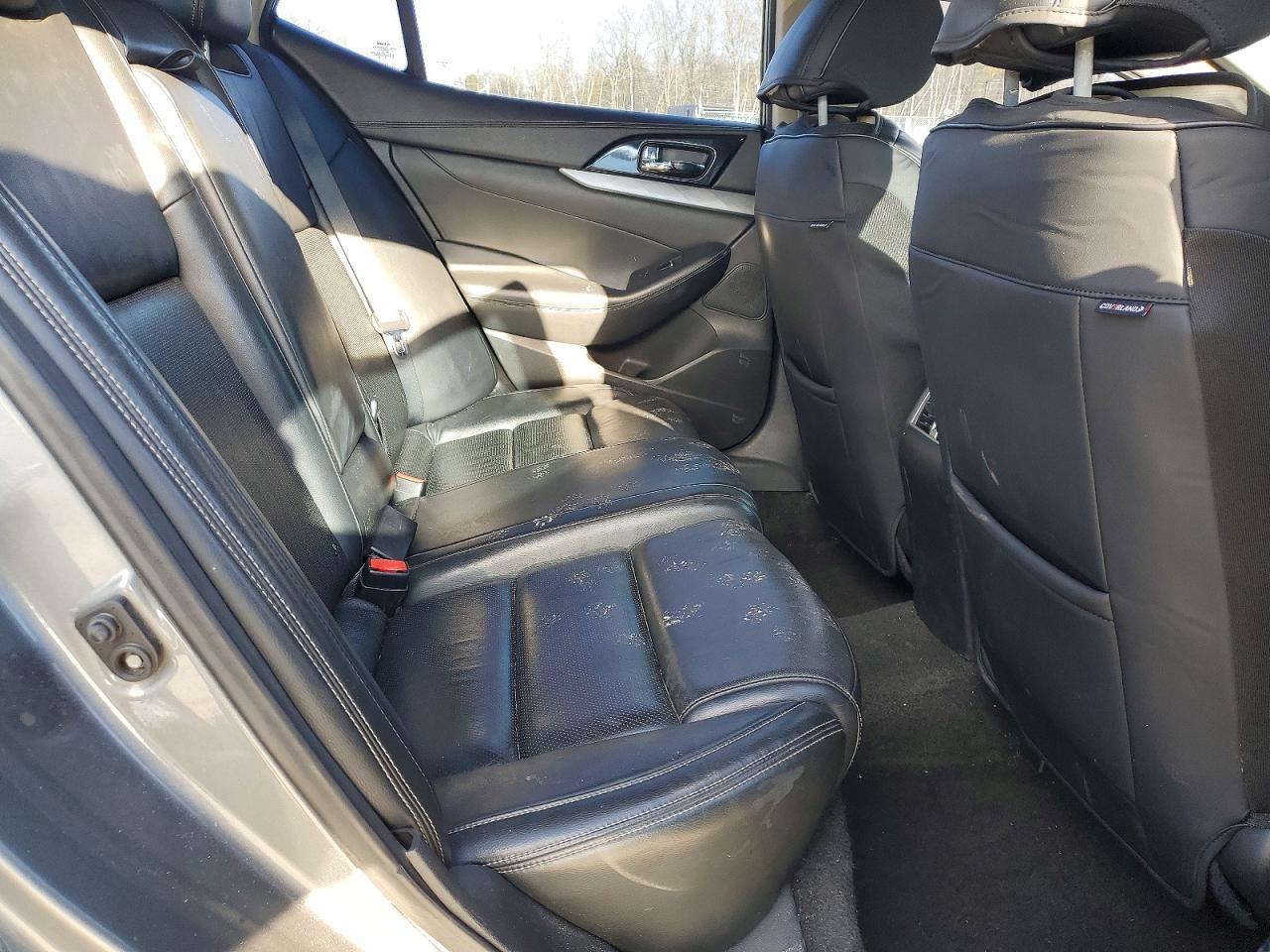 2016 NISSAN Maxima