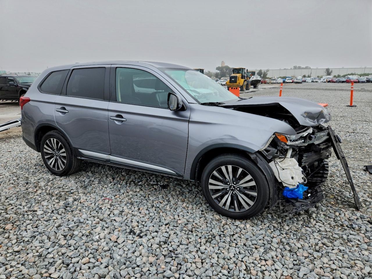 2019 MITSUBISHI outlander
