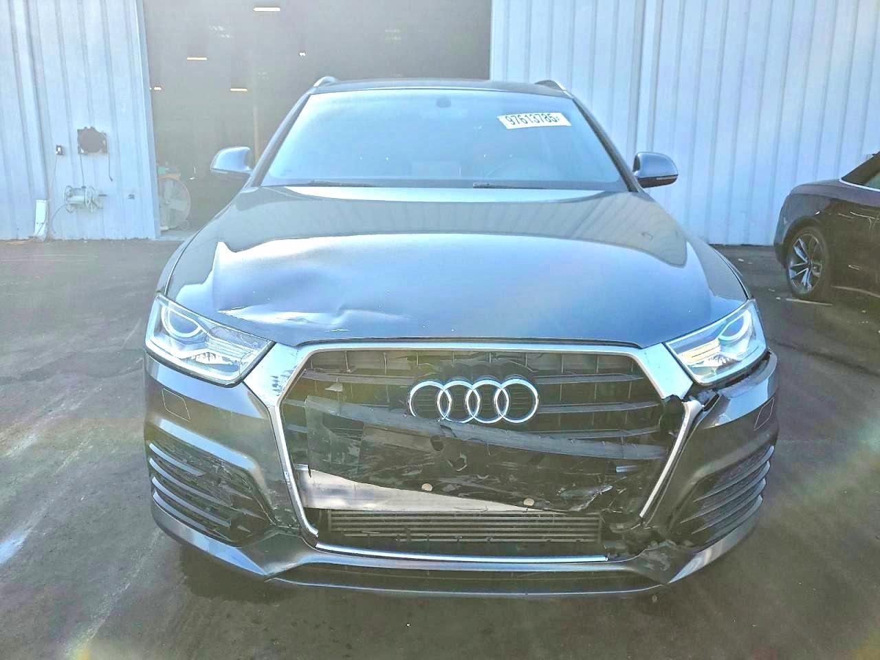 2018 AUDI Q3