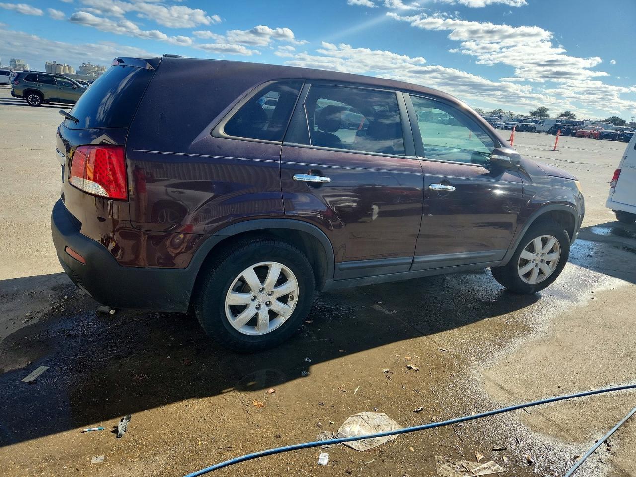 2011 KIA SORENTO