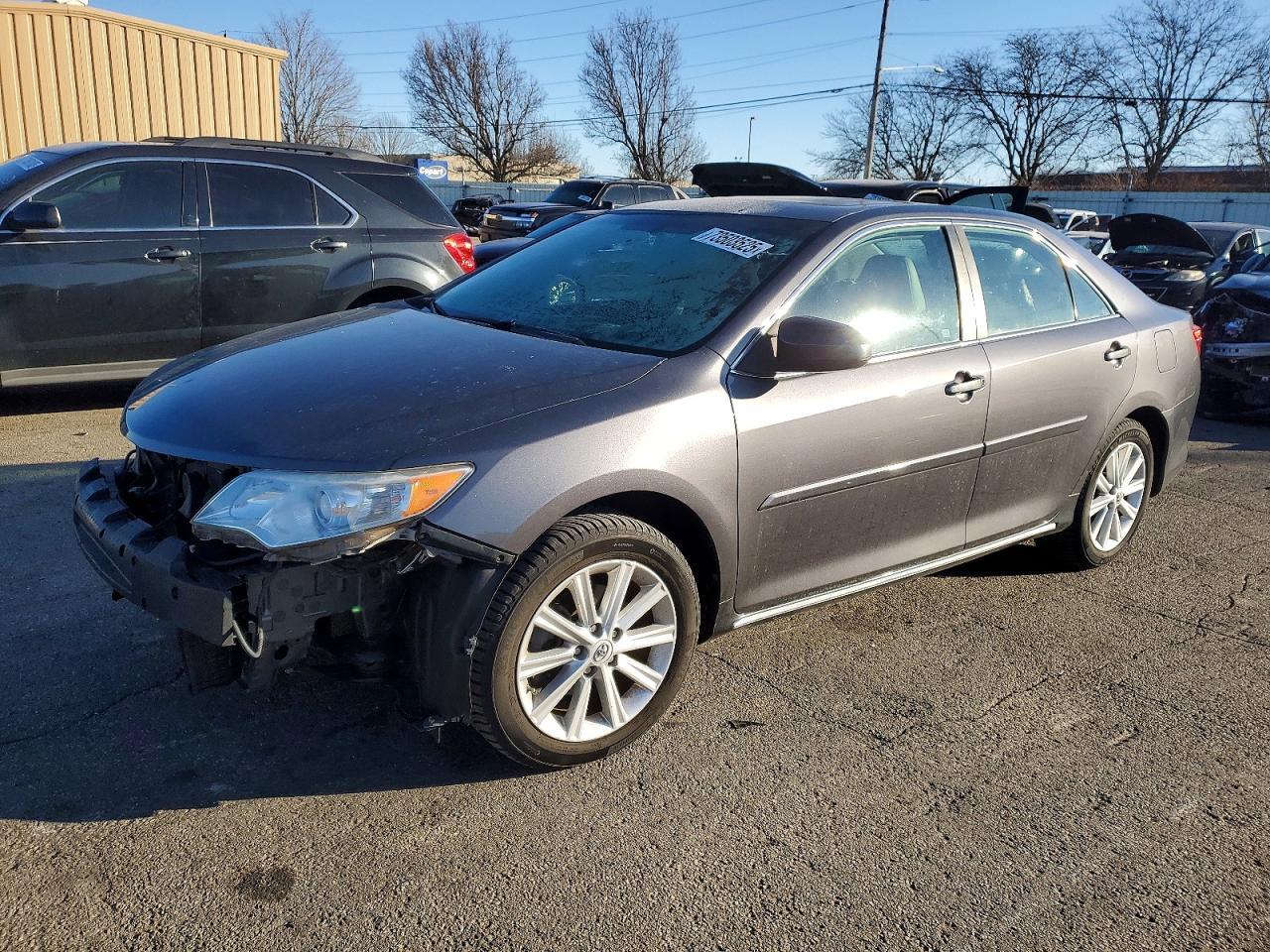 2013 TOYOTA CAMRY