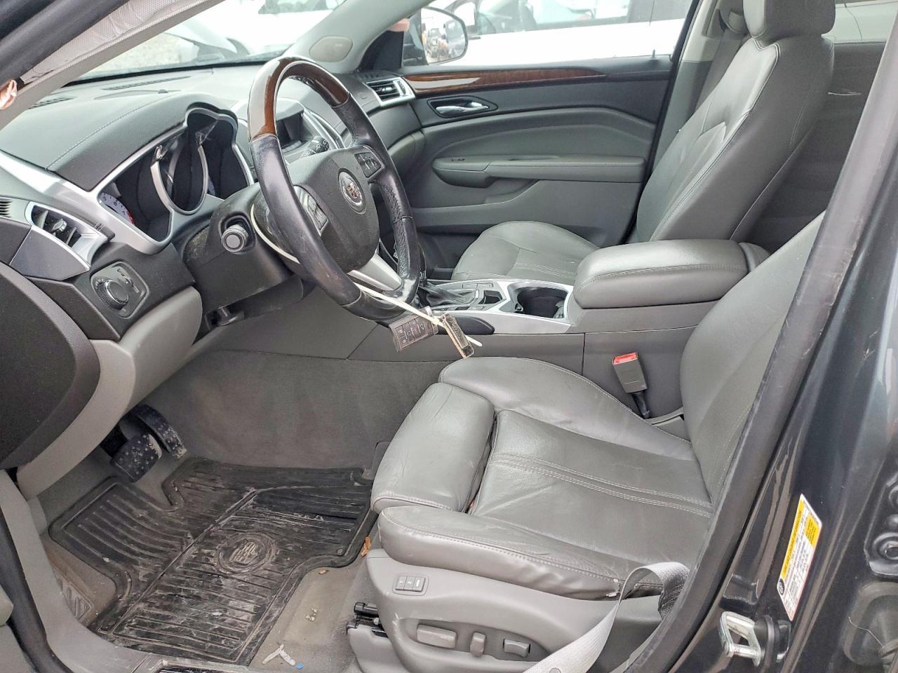 2010 CADILLAC SRX