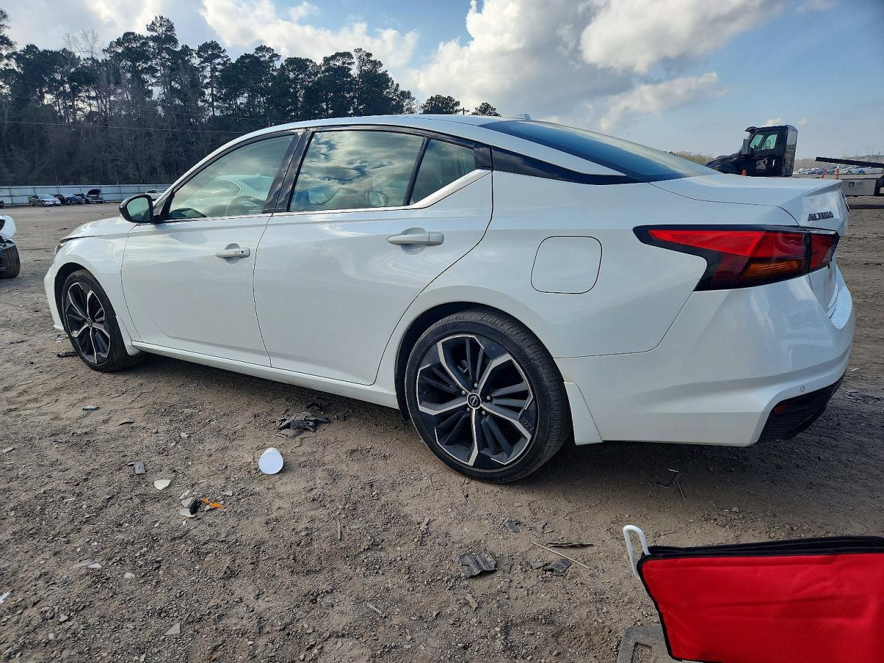 2024 NISSAN ALTIMA