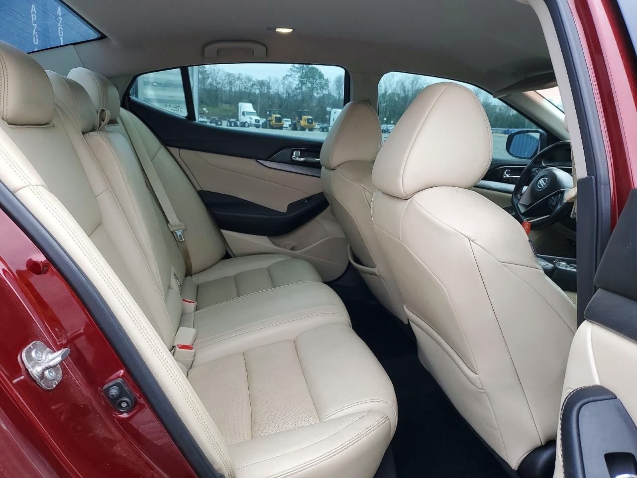 2018 NISSAN Maxima