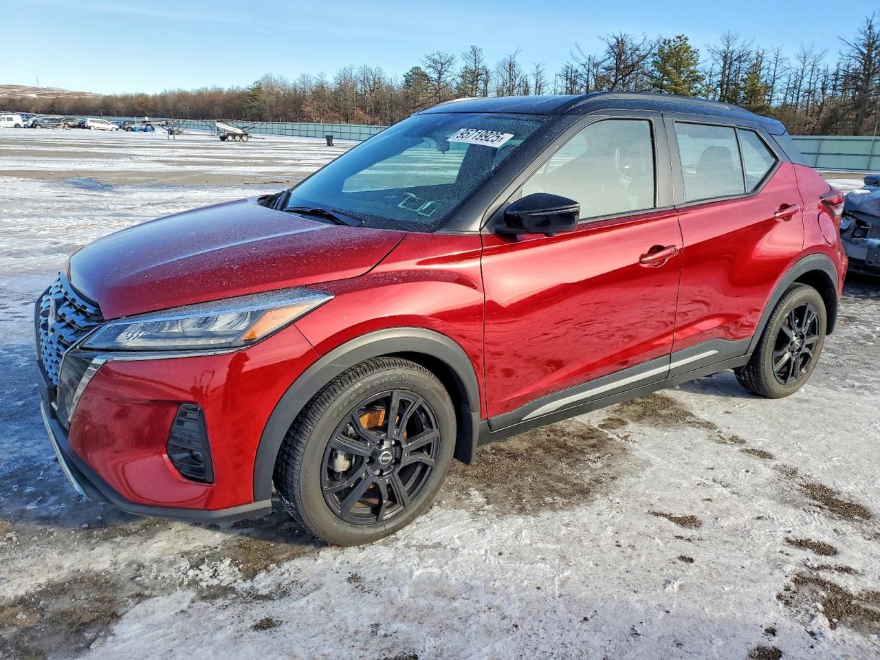 2023 NISSAN KICKS