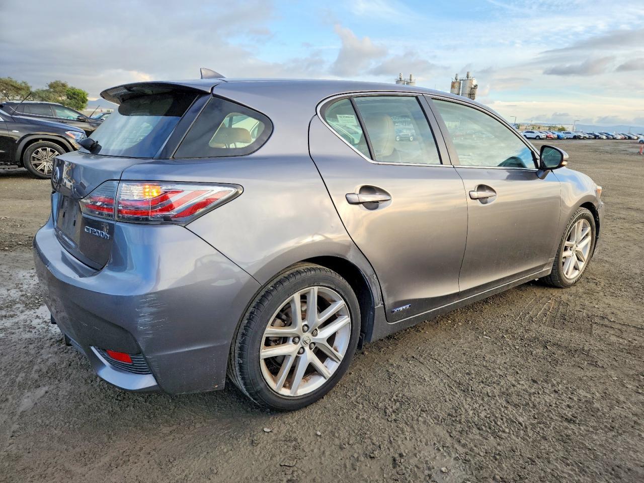 2014 LEXUS CT 200