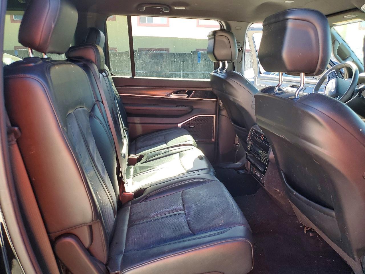 2024 JEEP Wagoneer