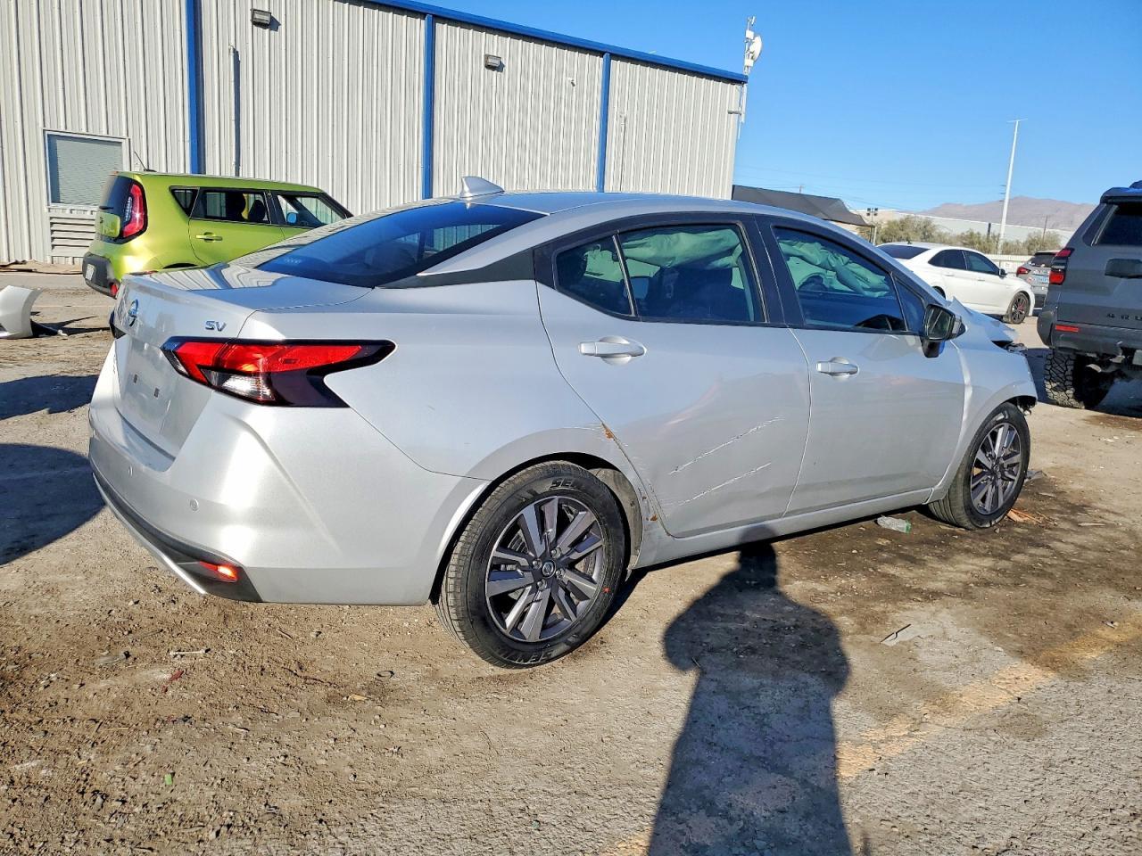 2020 NISSAN VERSA