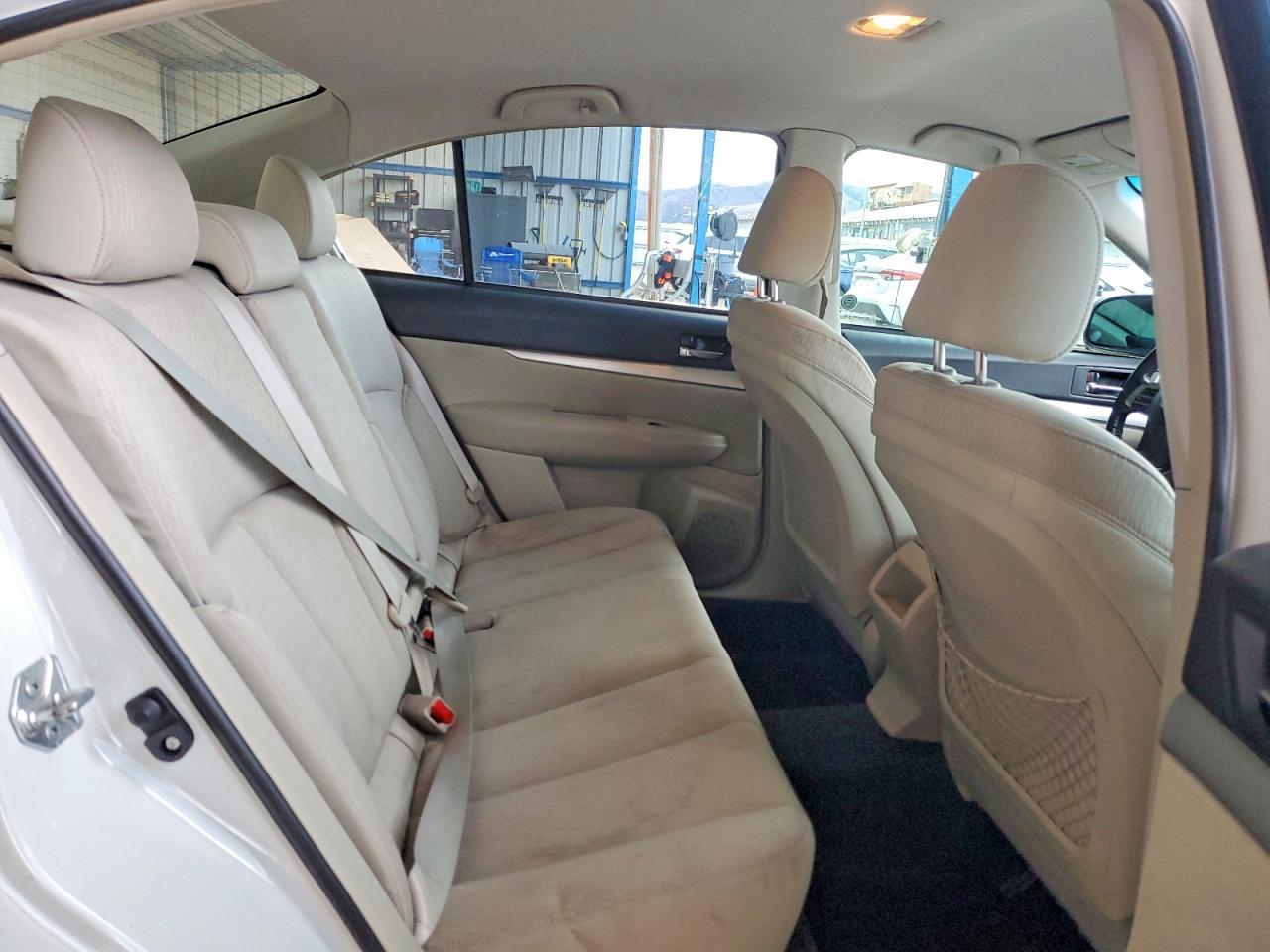 2012 SUBARU Legacy