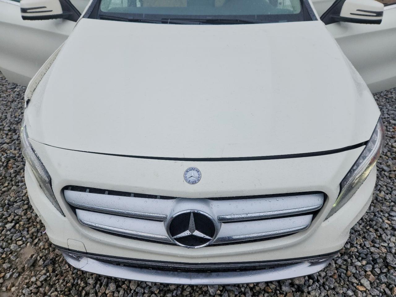 2017 MERCEDES-BENZ GLA-Class