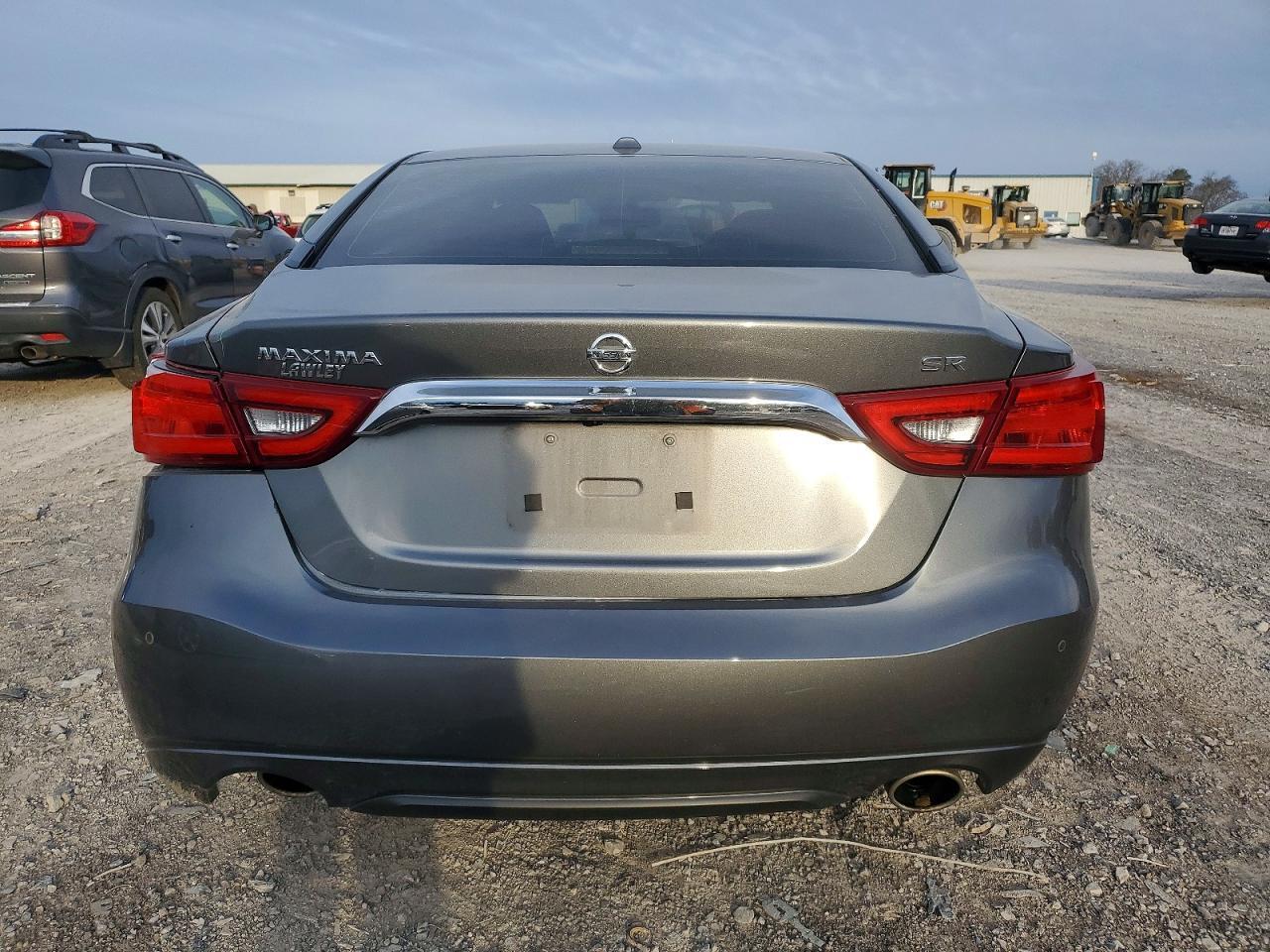 2017 NISSAN Maxima
