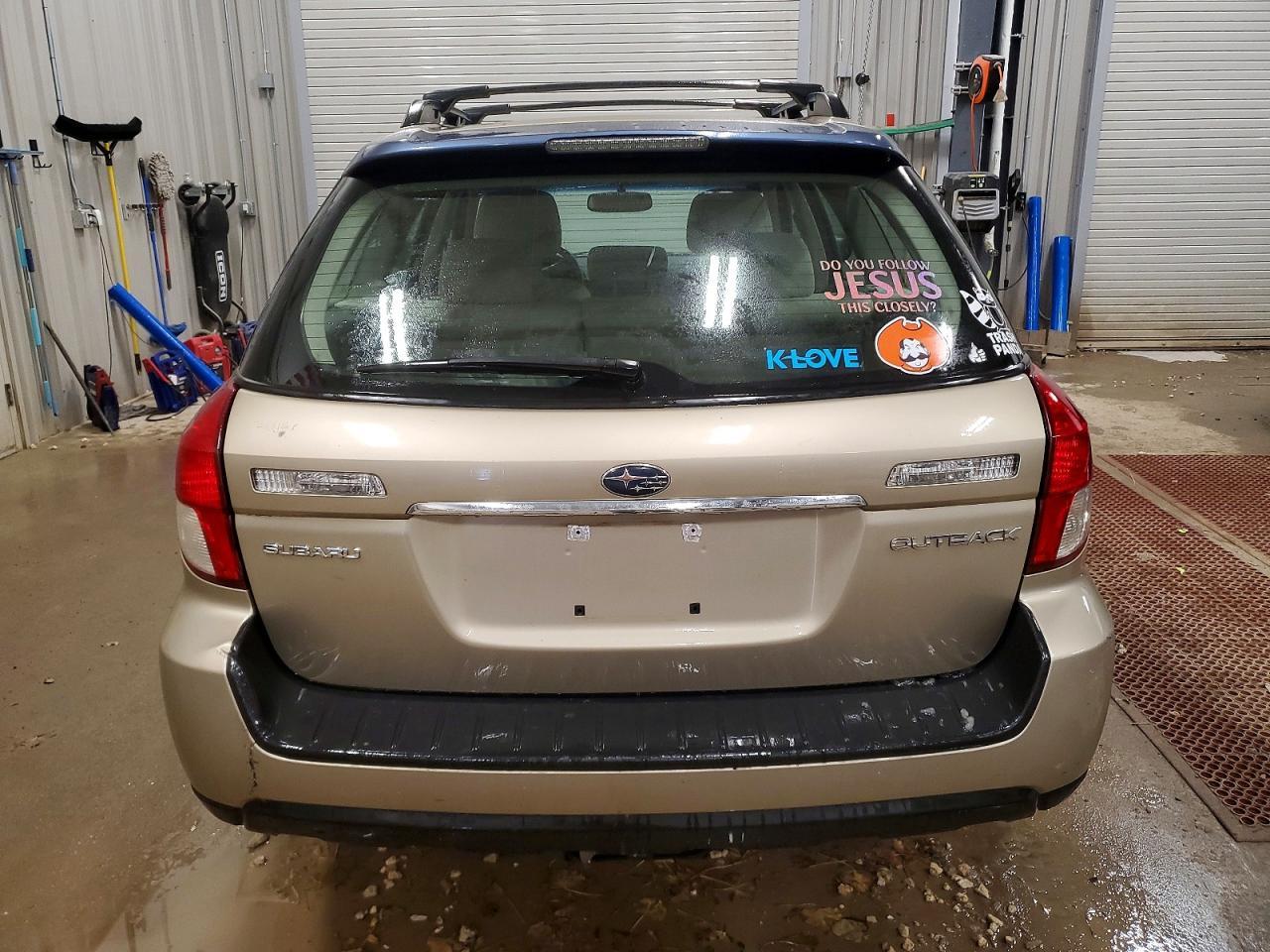 2008 SUBARU Outback