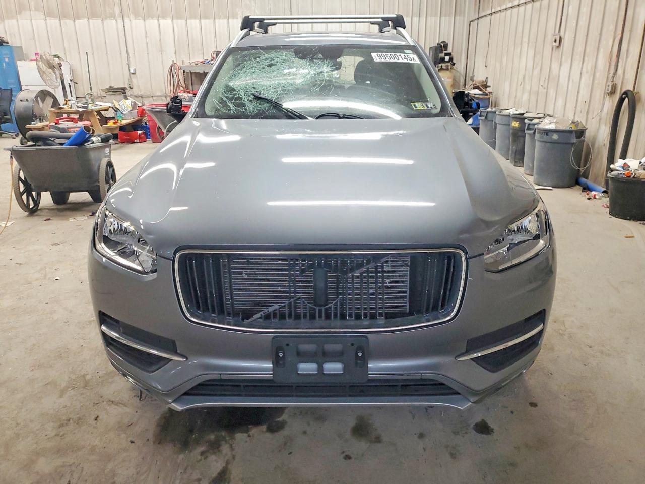 2016 VOLVO XC90