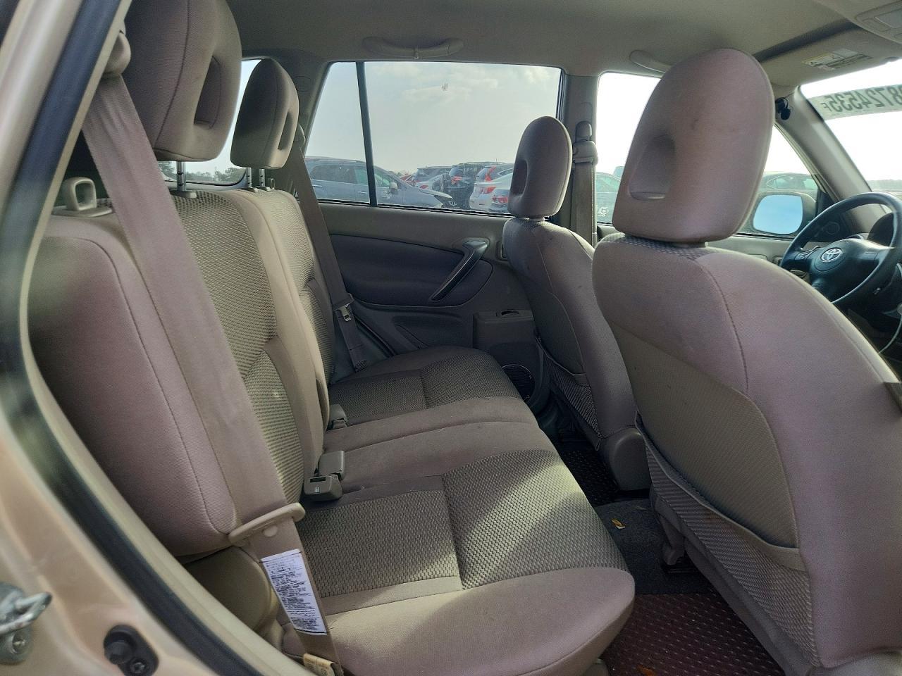2005 TOYOTA RAV4