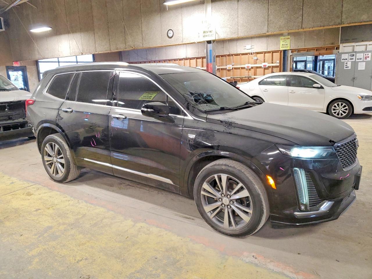 2020 CADILLAC XT6