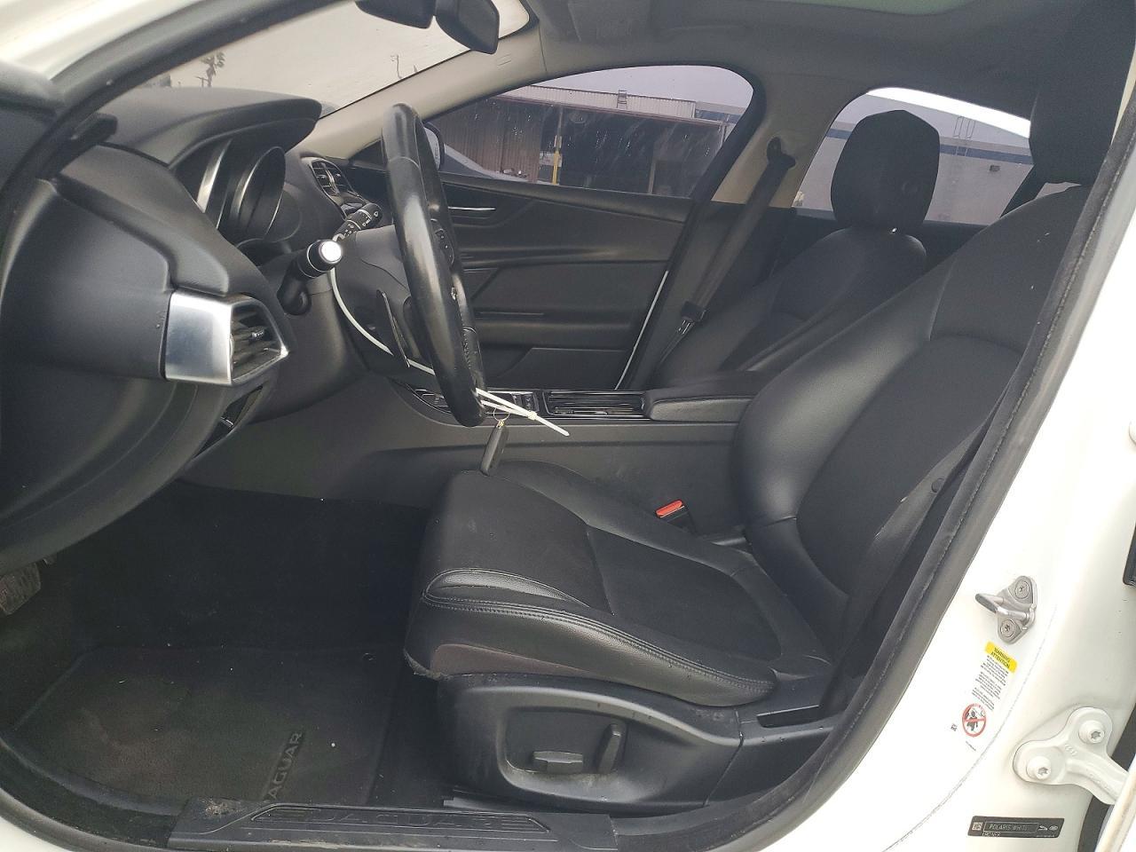 2018 JAGUAR XE