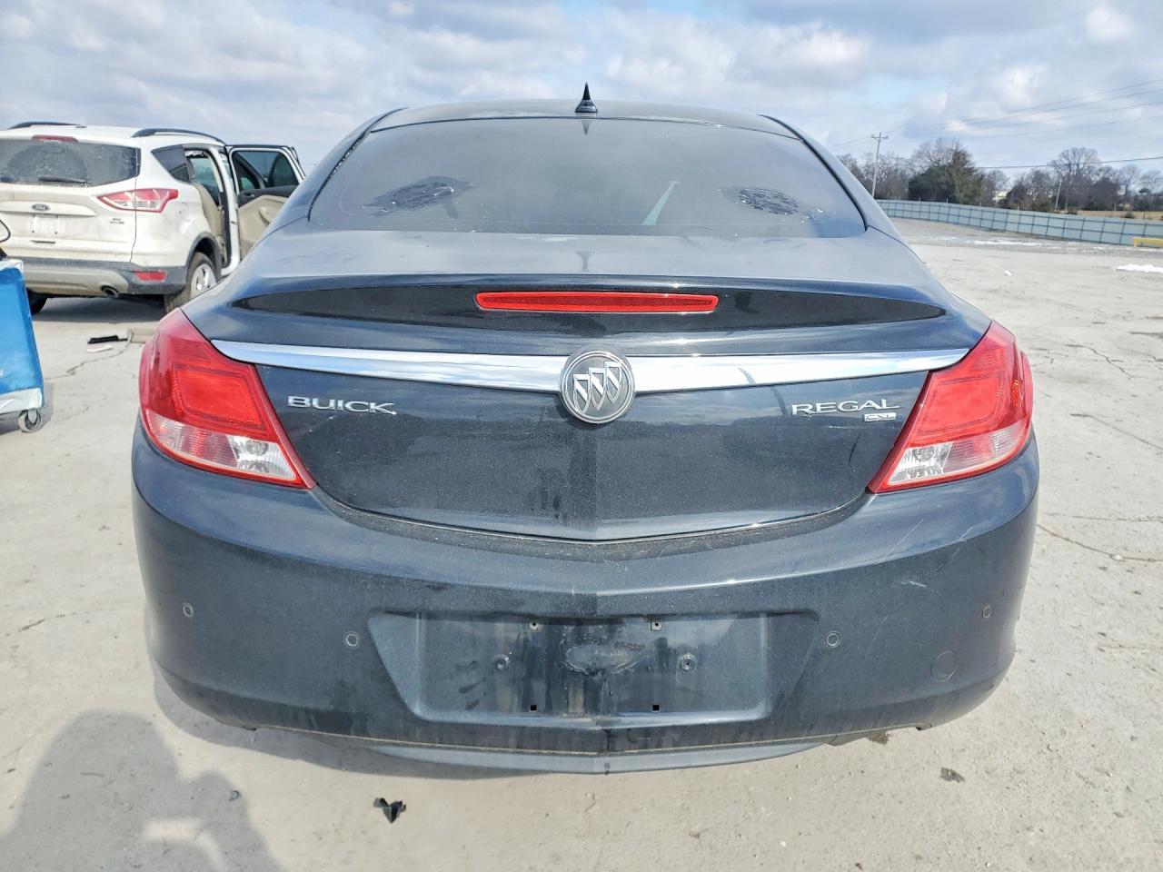 2011 BUICK Regal