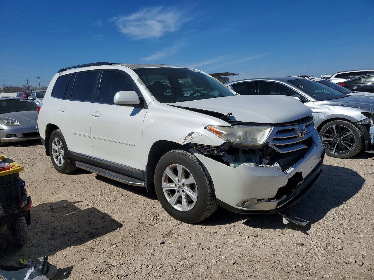 2013 TOYOTA HIGHLANDER