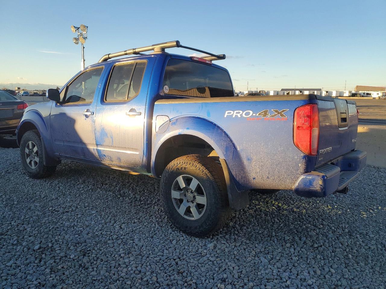 2012 NISSAN Frontier