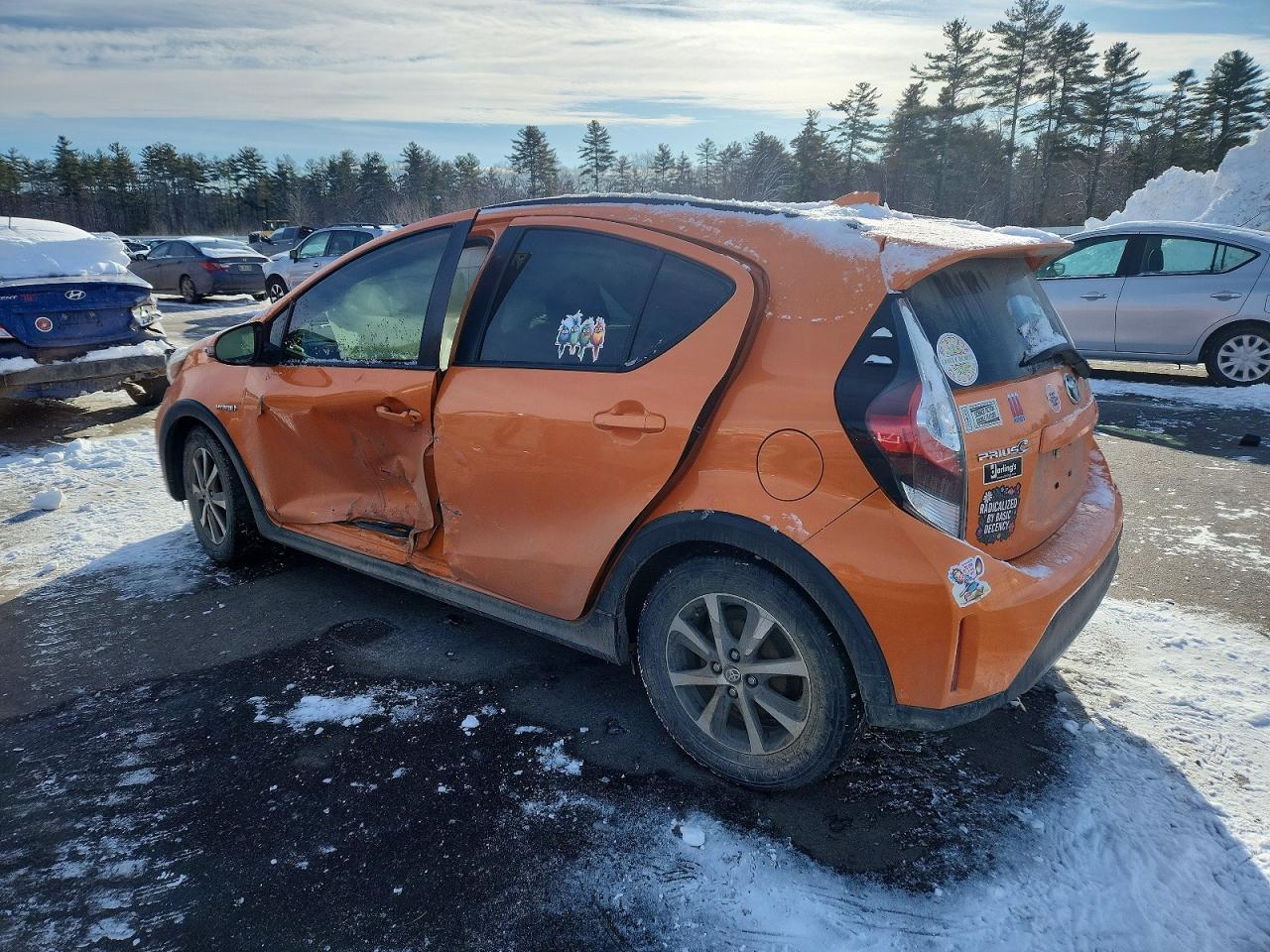 2018 TOYOTA Prius c
