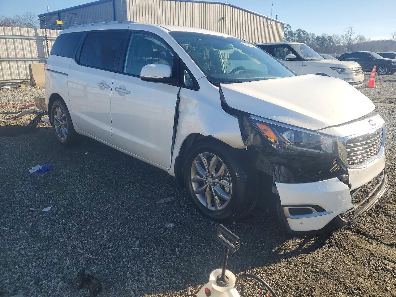 2020 KIA SEDONA