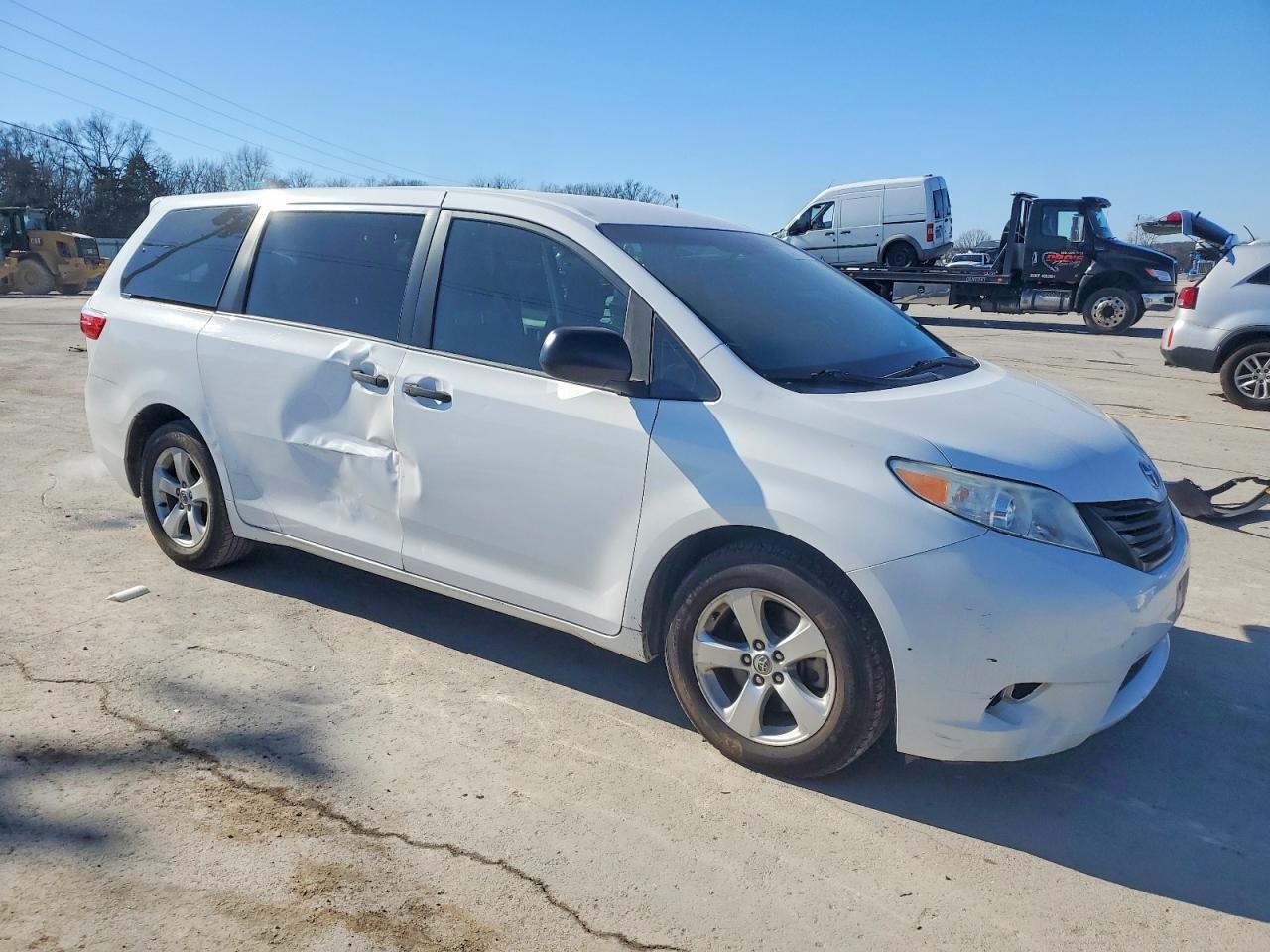 2017 TOYOTA SIENNA