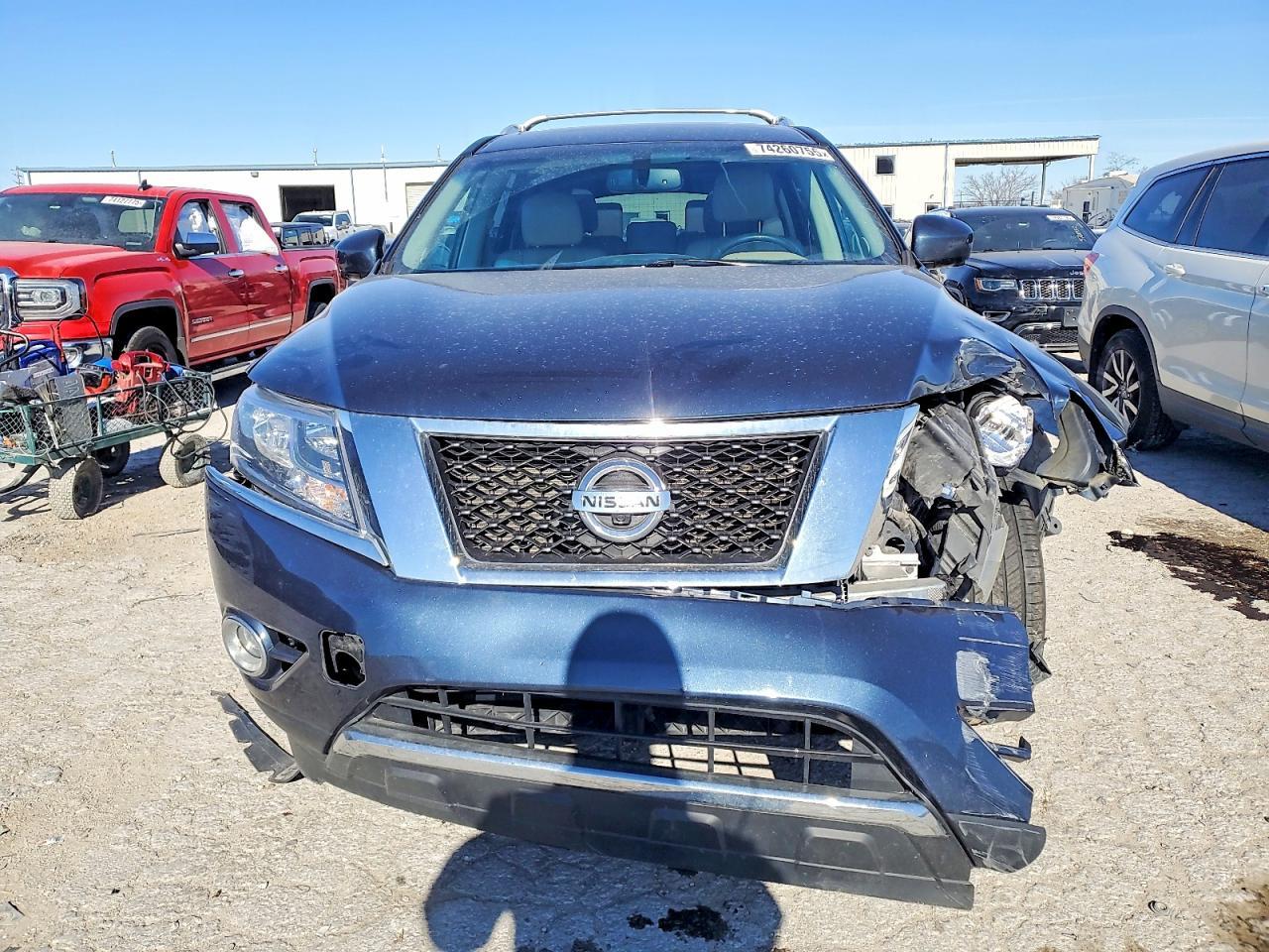 2016 NISSAN PATHFINDER
