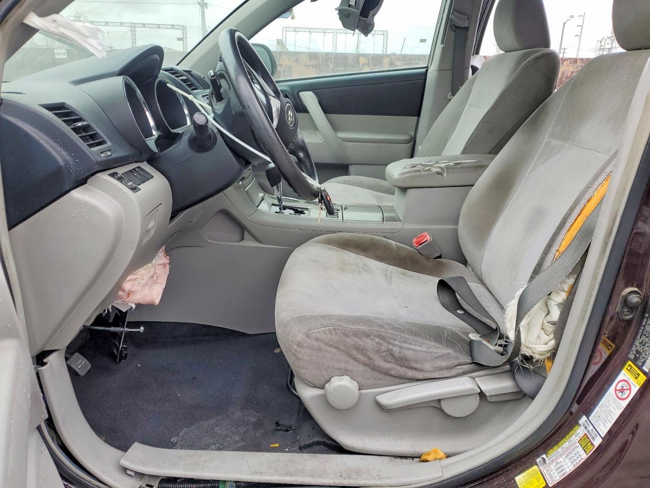 2013 TOYOTA HIGHLANDER