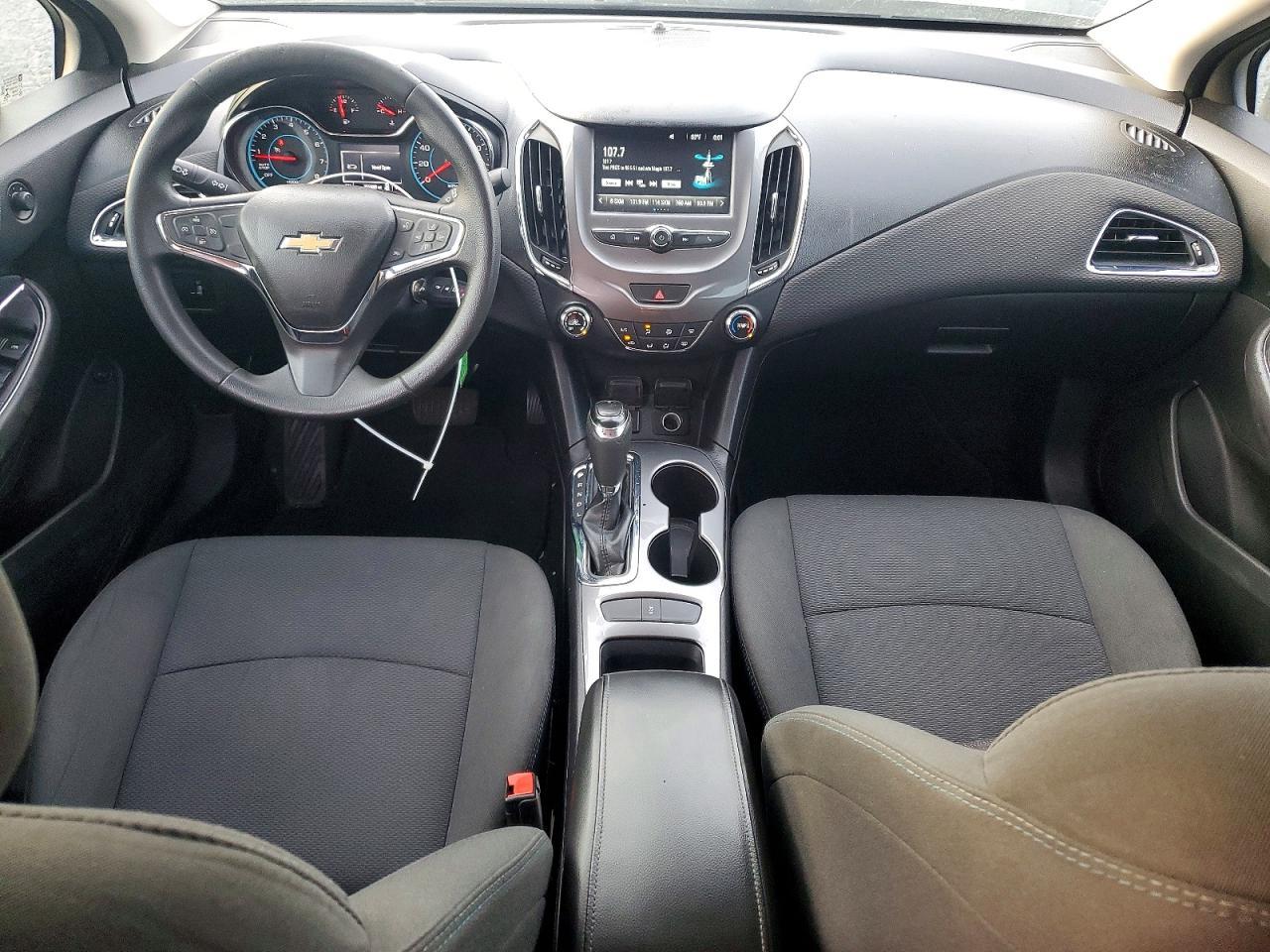 2017 CHEVROLET CRUZE