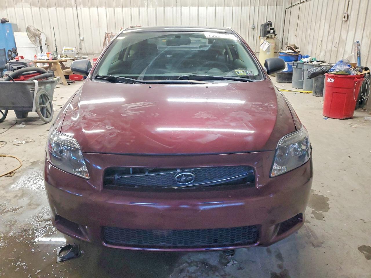 2005 TOYOTA SCION