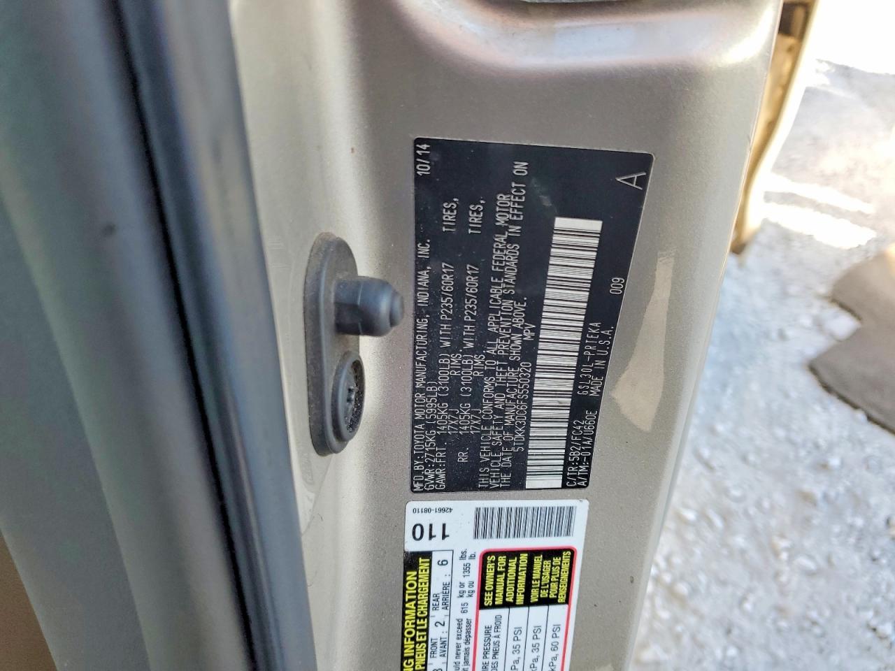 2015 TOYOTA SIENNA