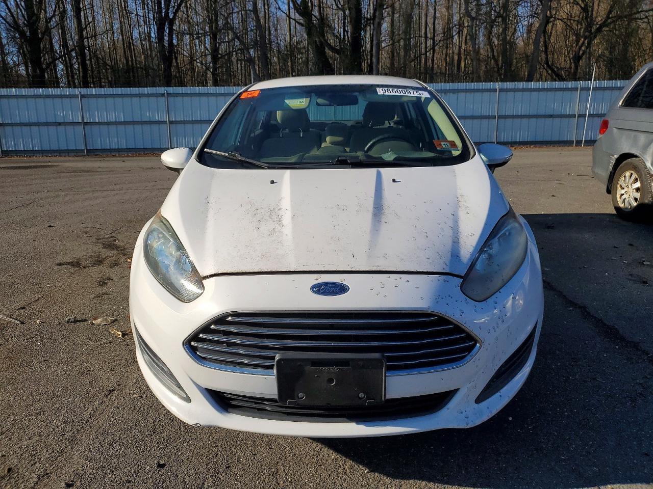 2016 FORD Fiesta