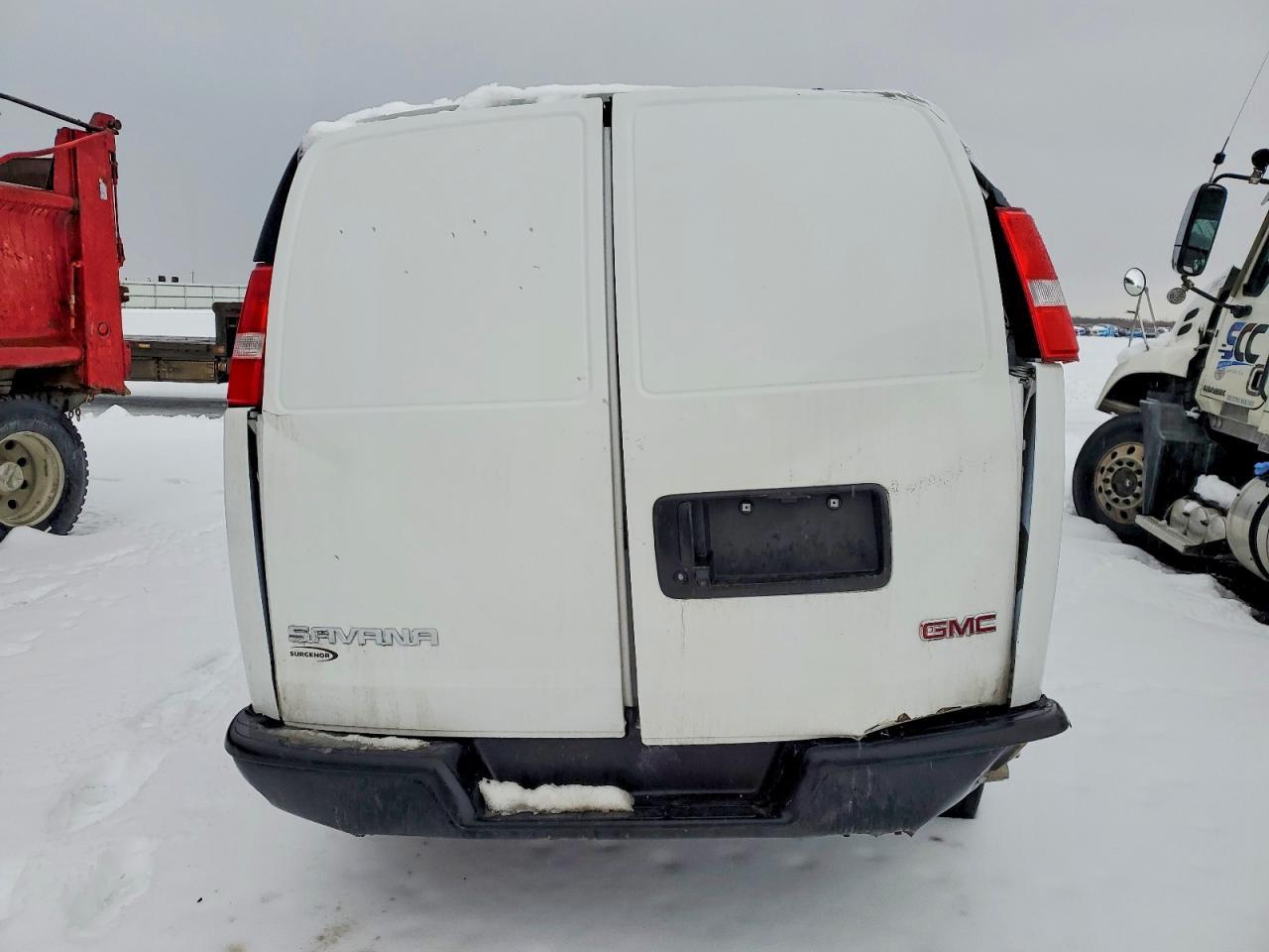 2024 GMC Savana