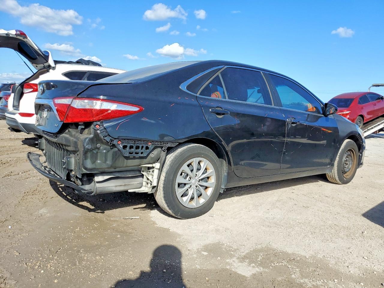 2015 TOYOTA CAMRY